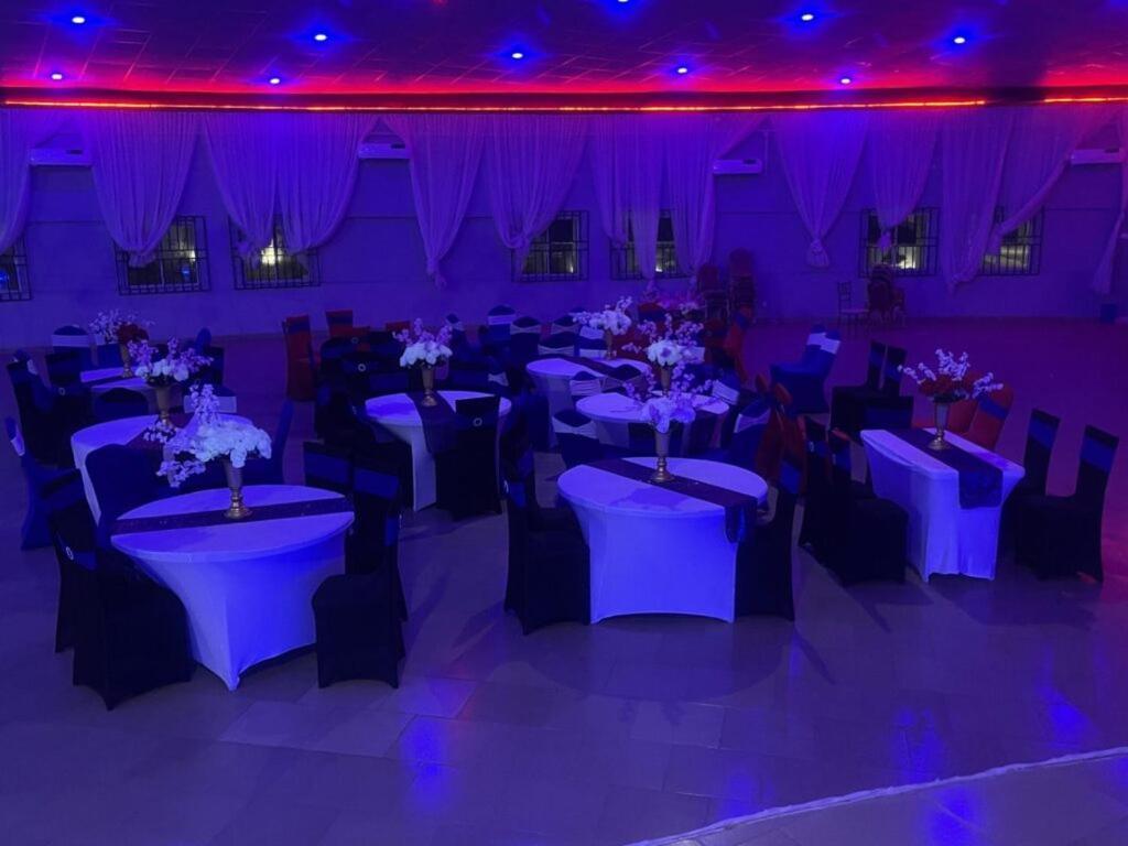 Murphy'S Mansion Resort Umuahia Екстер'єр фото