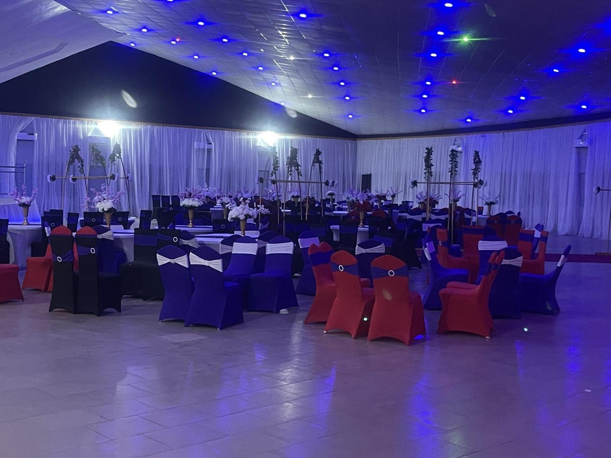 Murphy'S Mansion Resort Umuahia Екстер'єр фото
